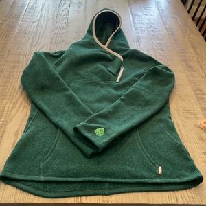 Stio Fleece Hoodie - green with white trim - Size L